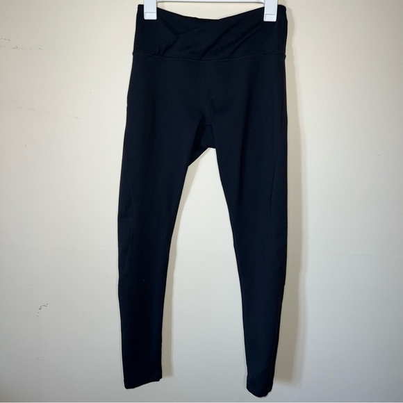 CORE 10 Women’s 27” Black Leggings Size Medium - Picture 6 of 16